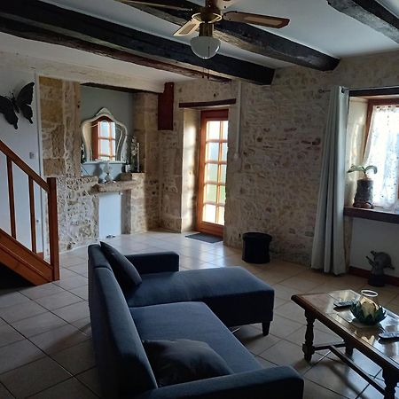 Le Papillon Villa Savigne Exterior foto