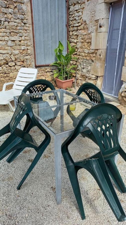 Le Papillon Villa Savigne Exterior foto